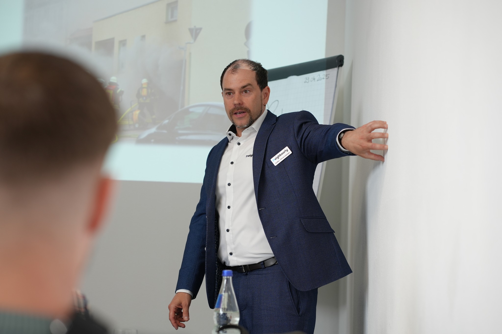 Meet-the-Team in der Neighbourly Academy – Ein Blick hinter die Kulissen