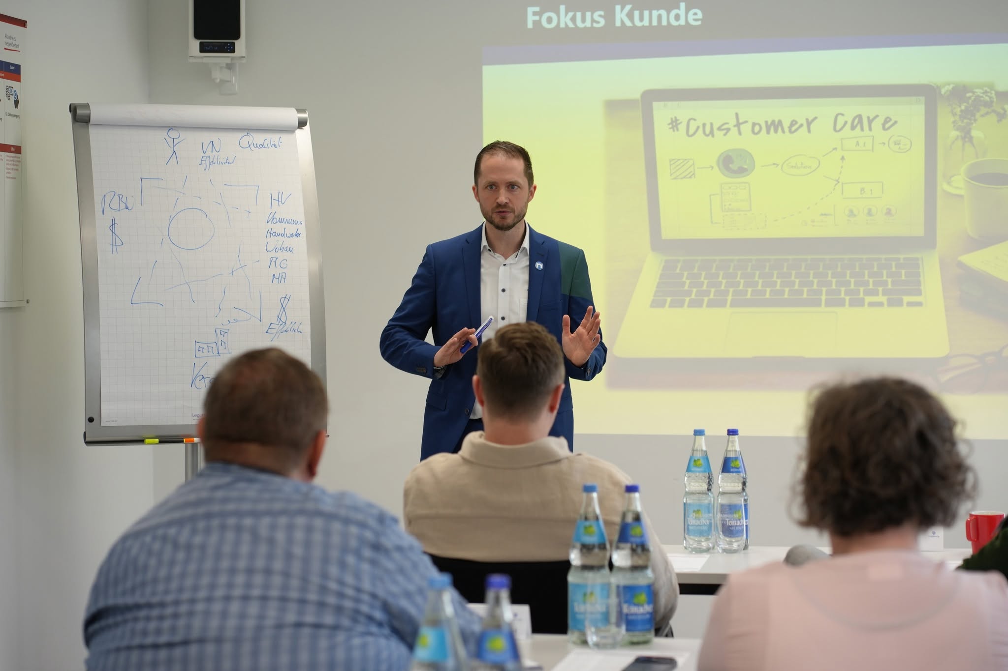 Meet-the-Team-Event in der Rainbow Systemzentrale